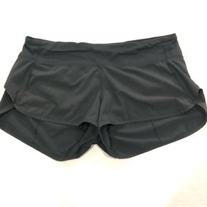 Lululemon Black 2.5” Speed Up Lined Shorts